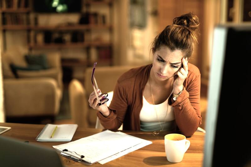 El organismo tributario advierte que omitir declaraciones mensuales, aunque el saldo sea cero, puede derivar en multas que superan los 38 mil pesos. Fuente: FreePik.es.