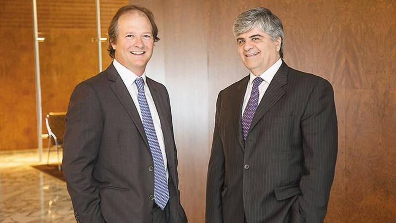 El nuevo CEO, Daniel González, junto al presidente, Miguel ngel Gutiérrez