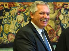 Alberto Fernández suma citas a su minigira: Borrell, empresas alemanas y el rey Felipe VI