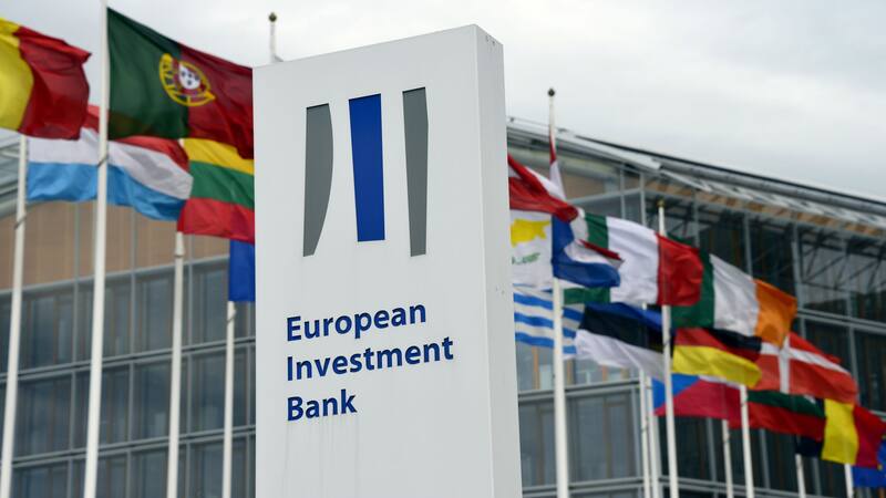 La agenda de sostenibilidad del Banco Europeo de Inversiones: inversiones clave en la era post-combustibles fósiles.