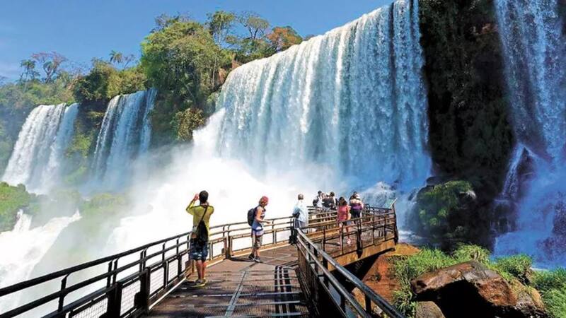 Los argentinos que ya tomaron la decisión de vacacionar en destinos nacionales se inclinan por la compra de paquetes.