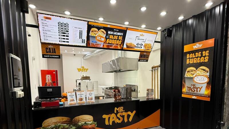 La hambuguesería El Desembarco lanzó un nuevo formato exprés llamado Mr. Tasty
