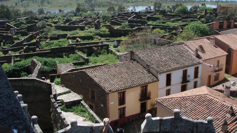 Escapadas: este municipio tiene una particular historia que explica el porqué de su estado de abandono.