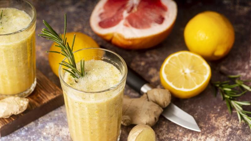 Incluir este licuado en tu dieta puede ser una manera efectiva y natural de apoyar la pérdida de peso mientras limpias tu hígado.