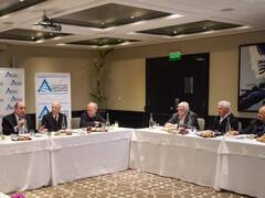 Francos se reunió con los empresarios de AEA y sentó a otro gobernador crítico en la Rosada