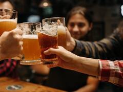 Día del amigo en Buenos Aires: los mejores planes para festejar de fiesta, comida y vino