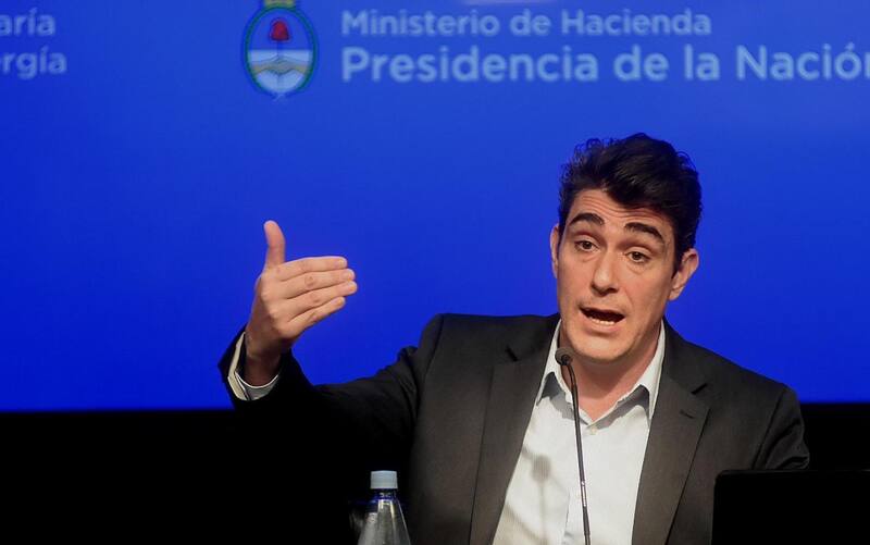 Javier Iguacel era Secretario de Energía cuando el Gobierno de Macri se hizo cargo de la deuda que acumularon las distribuidoras con las productoras de gas por diferencias de tipo de cambio.