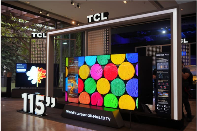 Modelos como el TCL X955MAX permiten experiencias inmersivas sin salir del hogar, con 115 pulgadas (Fuente: TCL prensa)