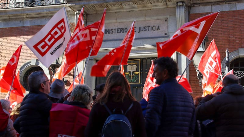 Los sindicatos anuncian un paro de actividades para el 5 y el 8 de enero: ¿a qué servicios afecta?