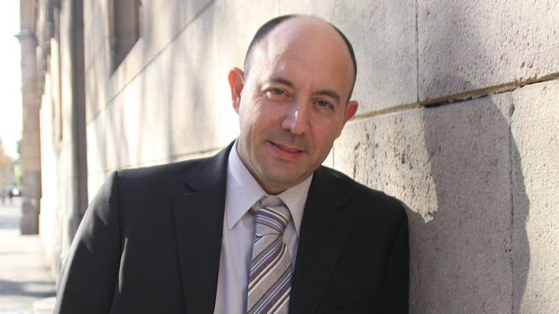 Gonzalo Bernardos, economista, tajante con el futuro de la vivienda: "Vamos a ver a la gente viviendo en..."