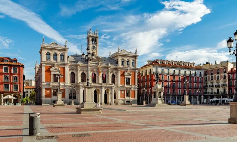 Escapada en tren a un paraíso otoñal dorado para disfrutar de los mejores vinos y ciudades encantadoras. Fuente: Archivp