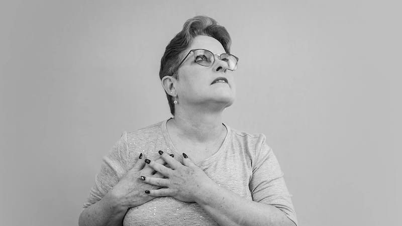 Una campaña que busca informar sobre la enfermedad y sus consecuencias fisicas y mentales tras el padecimiento.