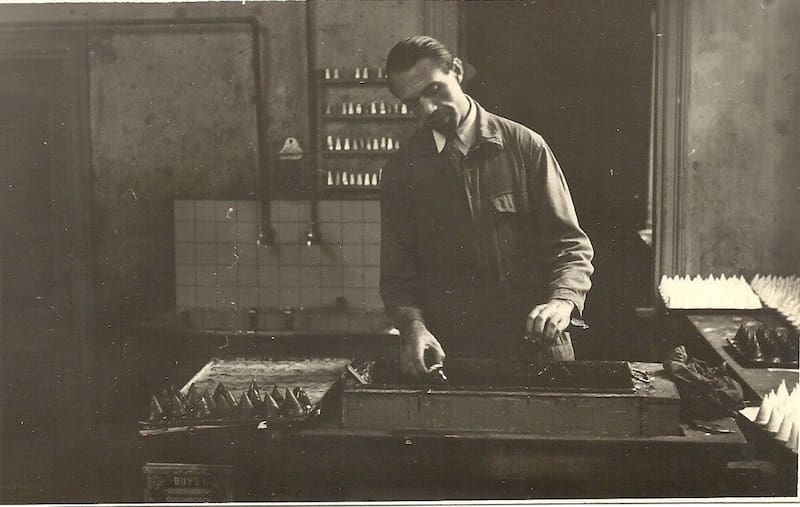 La compañía neerlandesa Buys empezó a elaborar sus conos de merengue bañados en 1920