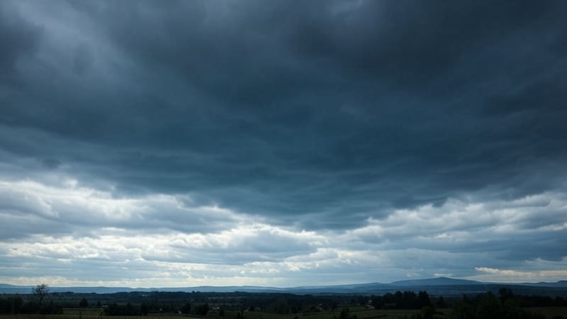Una fuerte tormenta con granizo se aproxima y sacudirá a varias provincias: cuáles son las zonas en alerta por lluvias intensas.