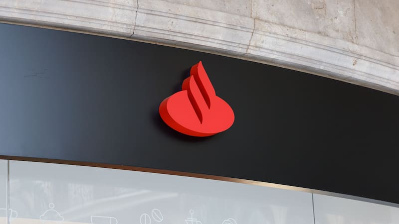 Santander confirmó el cierre de una veintena de sucursales. Fuente: archivo