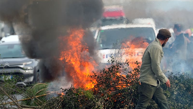 El PP le reprocha al Gobierno que si los agricultores fueran independentistas ya habrían actuado.