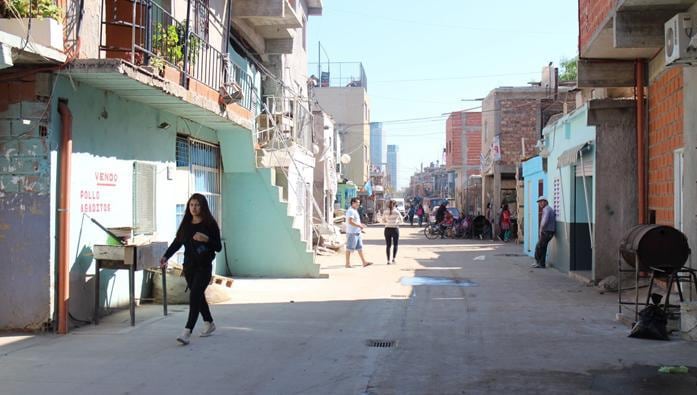 Villa 31: una tercera vía entre las sátiras extremistas y la urbanización infinita