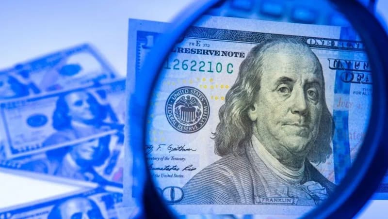 Para Gustavo Saraceni, el dólar blue profundizará aún más su caída durante la primera semana de enero 2023