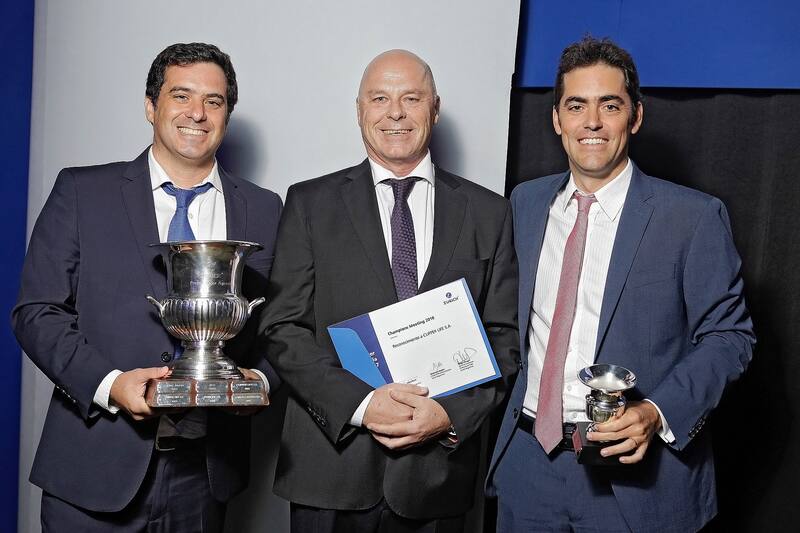 FOTO DE ARCHIVO. Juan Ignacio Ariztegui, Miguel Ariztegui, y Otto Borgmann, de Clipper Life SA