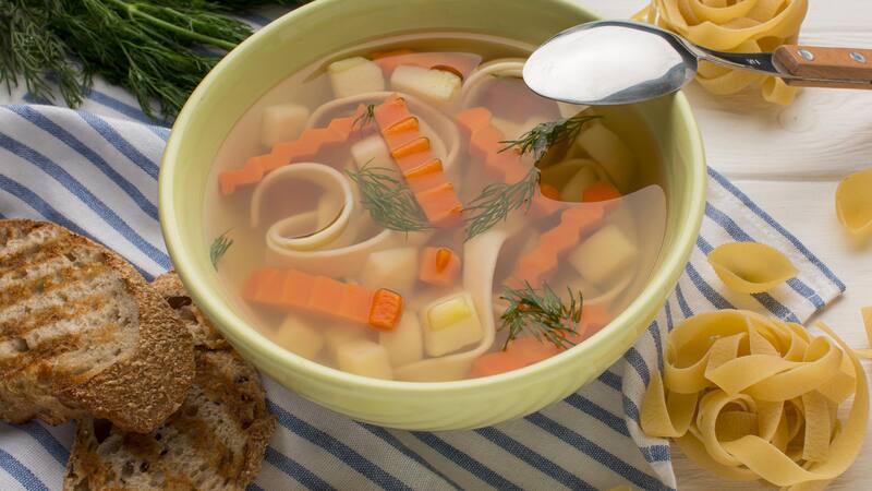 El caldo tradicional con más vitamina C y colágeno: actúa como un potente antiinflamatorio y combate la anemia.