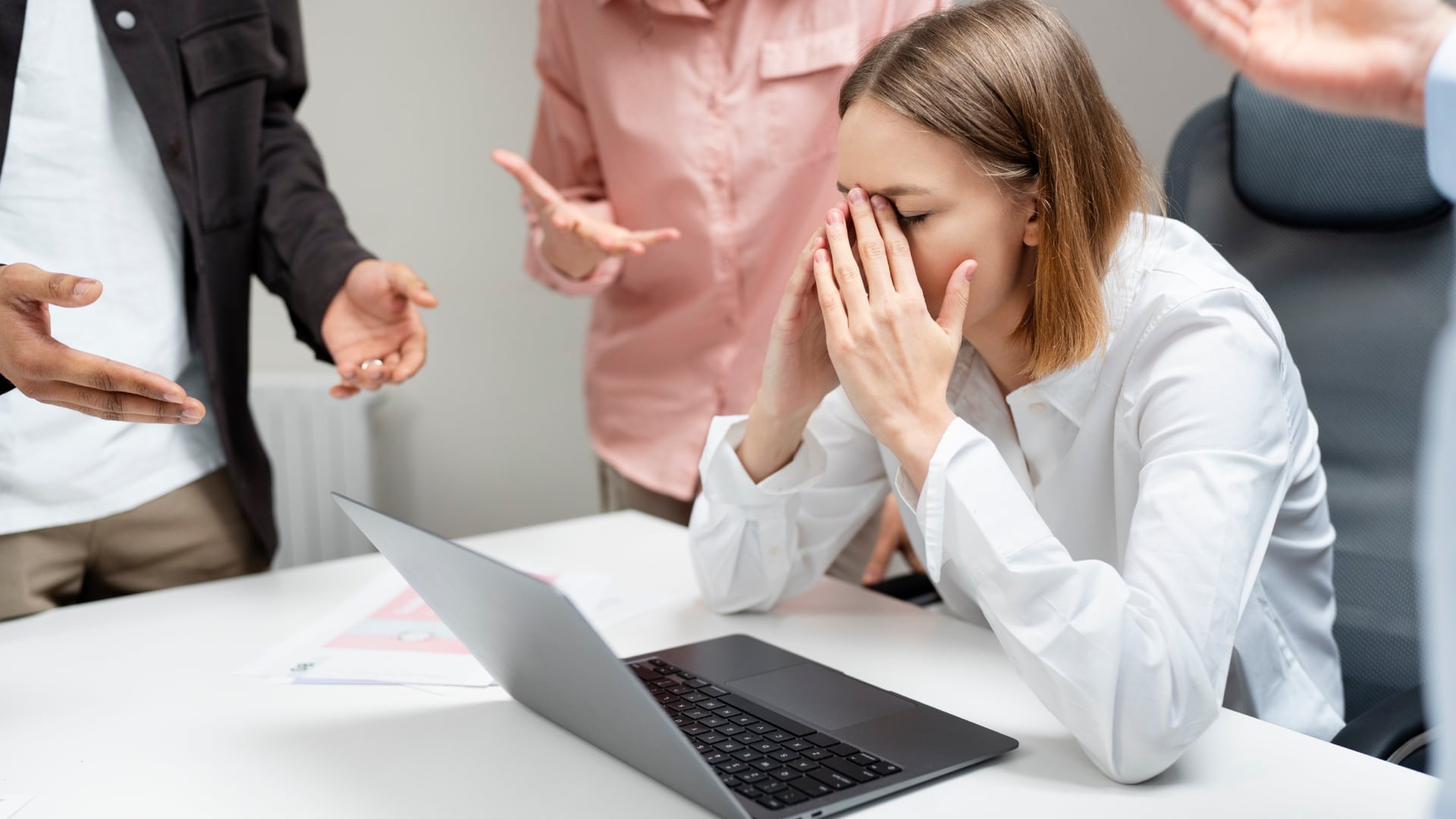 Argentina tiene 2200% más juicios laborales que Chile: cómo los aborda la nueva reforma laboral