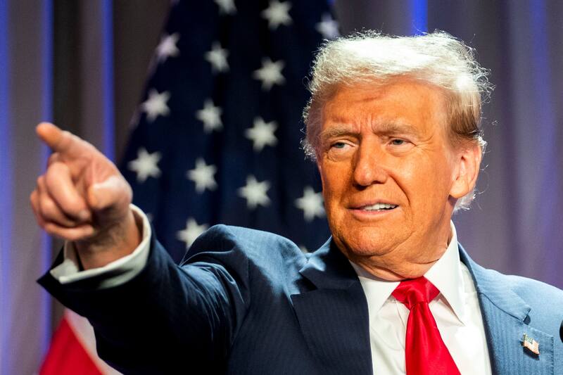 Donald Trump aseguró durante su campaña que entregaría "automáticamente" la green card a los inmigrantes graduados en Estados Unidos. Fuente: Archivo.