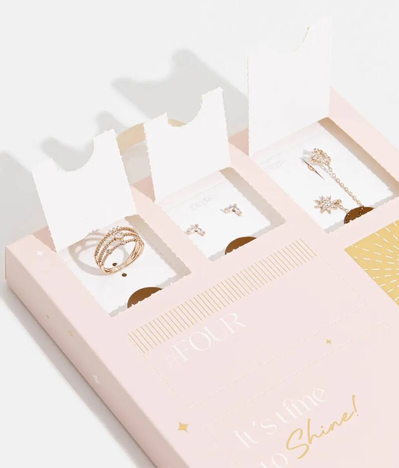 Los calendarios de BSG son de los pocos que se consiguen en el país, pero son importados.