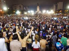 Ataques a comercios: similitudes y diferencias con la crisis de 2001 que puso en jaque a la Argentina