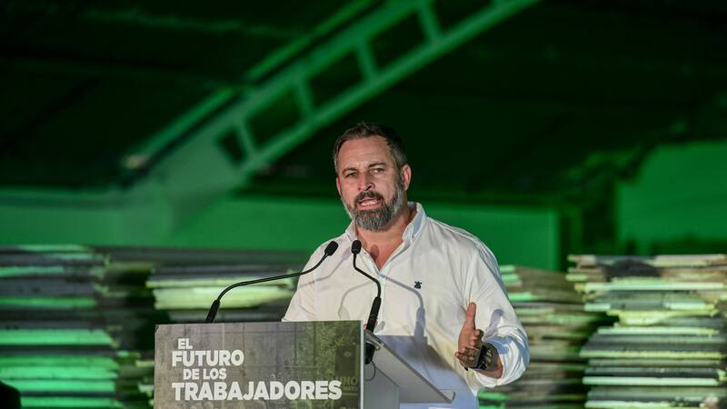 El candidato de Vox a la Presidencia del Gobierno, Santiago Abascal, en un acto con los representantes del sindicato Solidaridad.