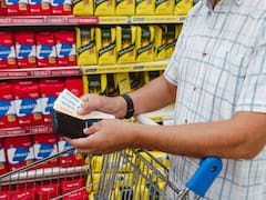 Inflación a la baja: cuál es el "factor de riesgo" que puede alterar los planes del Gobierno, según este economista