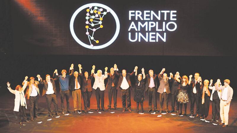 El FAU fue lanzado por sus principales referentes el 22 de abril en el teatro Broadway