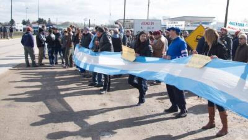 Ayer, San Antonio de Areco se manifestó contra la quita de fondos