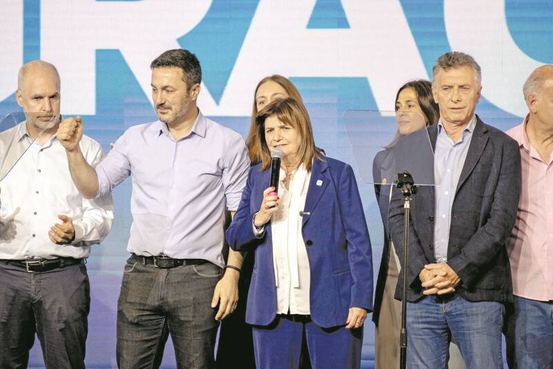 "Hay un movimiento antipolítico en la Argentina y Milei lo logró capitalizar. Representó que la sociedad quería un cambio radical".