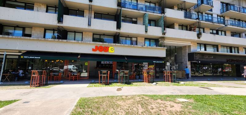 Joy debutó con un local en el DoHo. El lugar se convirtió en un polo gastronómico con varias marcas.