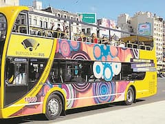 Dos grupos, a un paso de operar la nueva concesión del bus turístico porteño