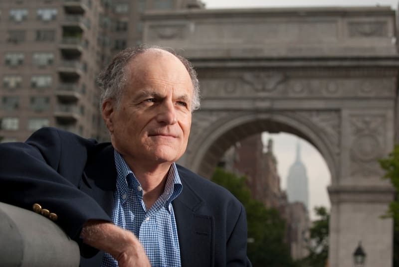 El economista estadounidense Thomas "Tom" Sargent obtuvo el Premio Nobel en 2011 por sus investigaciones sobre las relaciones causa-efecto en el funcionamiento de la economía.