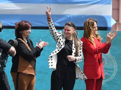 Alberto Fernández les tomó juramento a las nuevas ministras