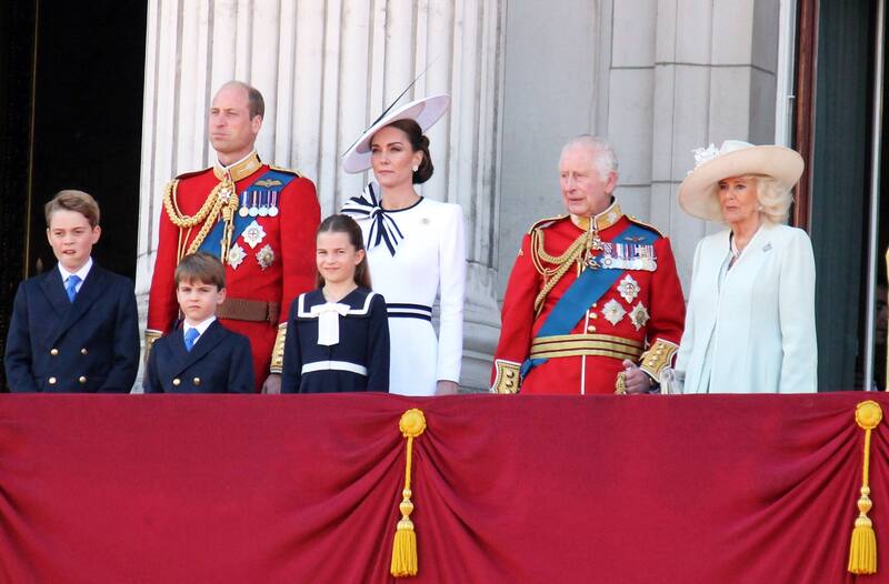 Aunque se han intensificado los rumores sobre una posible abdicación, las fuentes cercanas al Palacio descartan por completo esa posibilidad. Foto: Shutterstock.