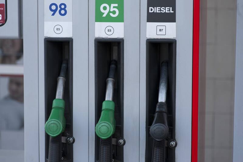 El precio del litro de combustible en España (foto: Pixabay).