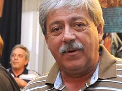 Buzzi: "El ministro de Agricultura es como el pato criollo: a cada paso, una cagada"