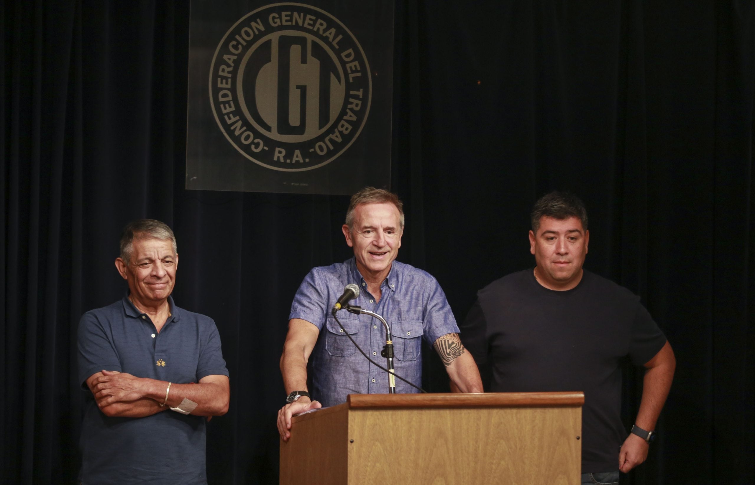 Una tensa CGT busca consensos para enfrentar la reforma laboral