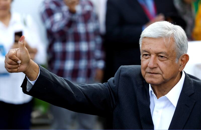 Una de las primeras medidas del presidente mexicano de izquierda Andrés Manuel López Obrador fue detener la construcción de un aeropuerto