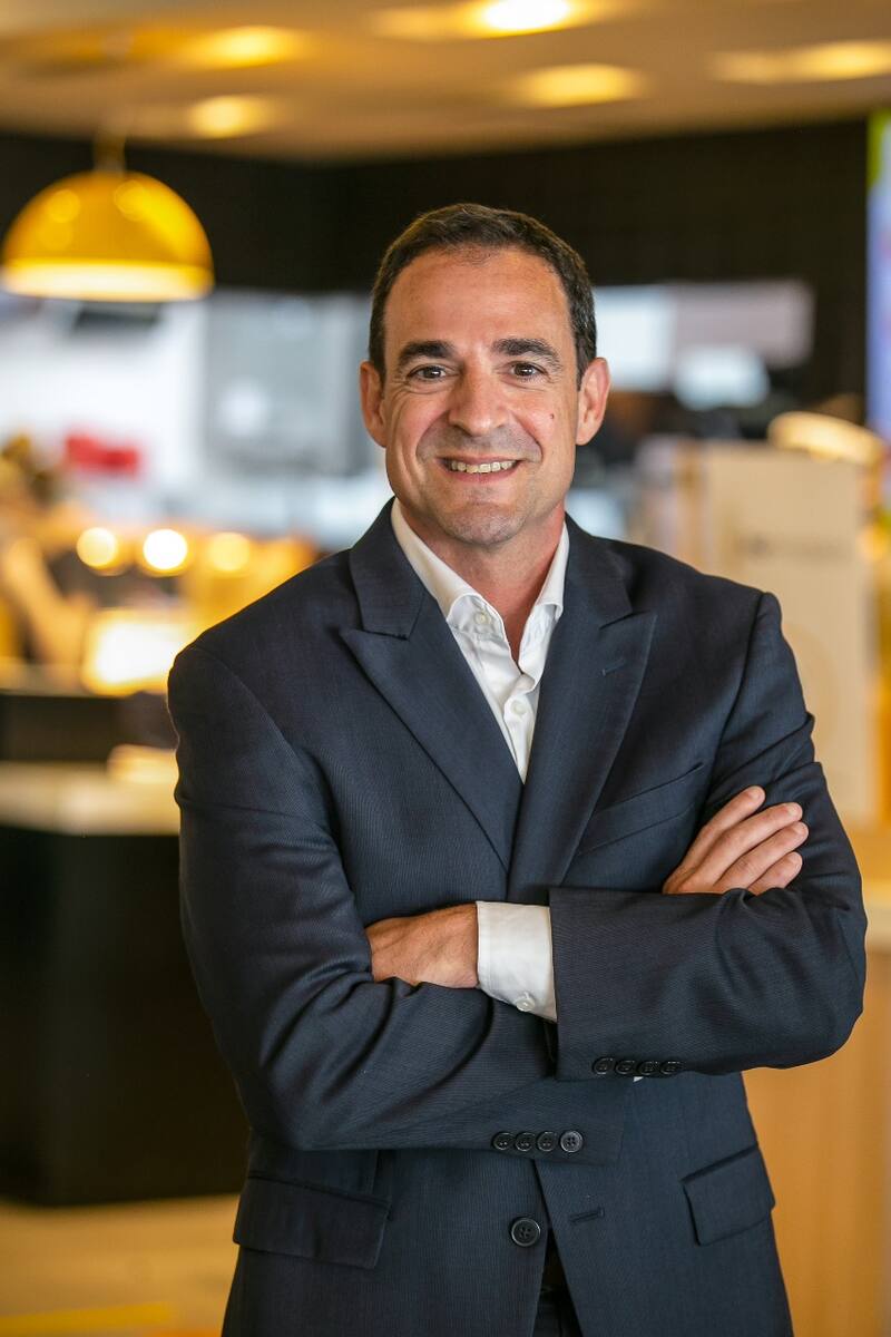 Lopardo tiene 46 años y 18 años de experiencia