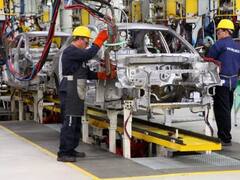 Sergio Massa oficializó el "dólar auto" y afina "dólar minero" para agregar oferta al CCL