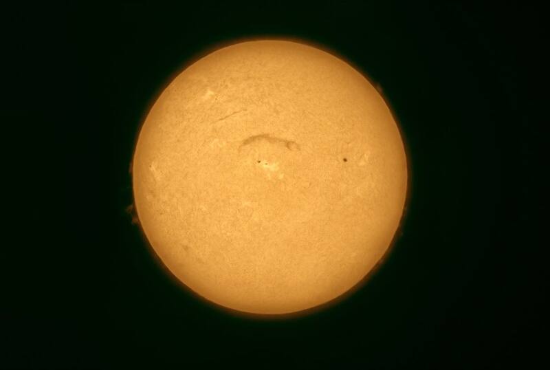 Foto del Sol visto desde telescopio. Fuente: Instagram Eclipse México