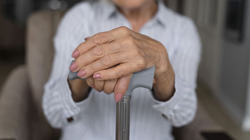 Seguir pequeños hábitos y tener una vida equilibrada pueden ayudar a vivir más años.