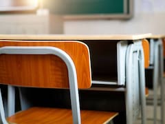 El Gobierno anuncia una ley que bajara la jornada laboral de los docentes y la cantidad de alumnos por curso