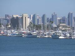 Cómo es el plan del Gobierno uruguayo para tentar a 100 mil argentinos a ir a vivir al país vecino