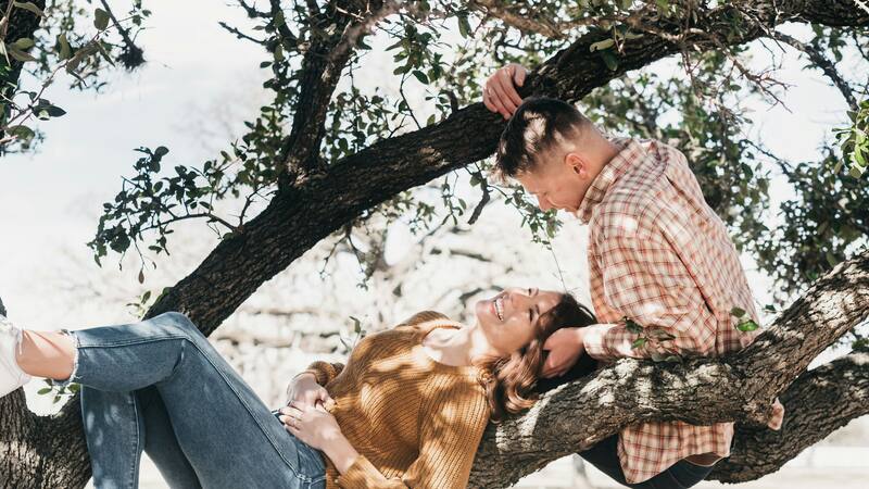 Según los expertos, la atracción zodiacal es un universo intrigante donde la personalidad se entrelaza con el magnetismo.