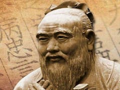 La frase de Confucio que millones de personas comparten porque describe perfectamente a alguien que conocen: “Los más sabios y los más necios son…”